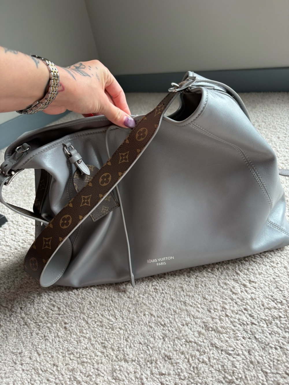 Louis Vuitton Gray Leather Shoulder Bag with Monogram Strap